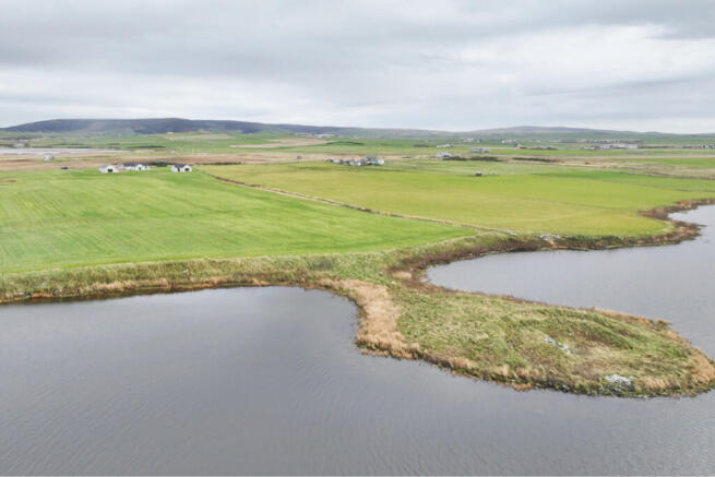 Land, in Viking Park, £7,000
