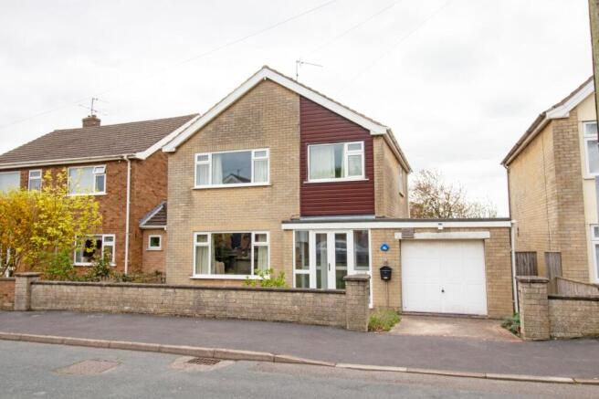 3 bed property, in Sunnybank, £225,000