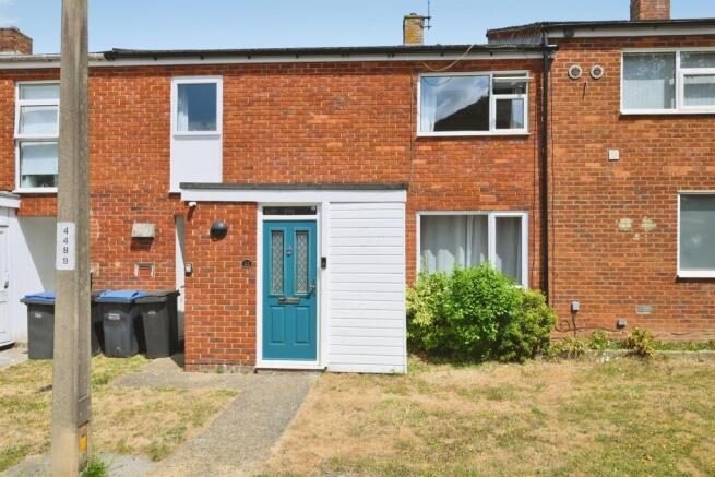 3 bed property, in Woodcroft, £340,000