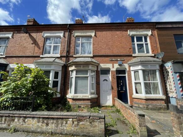2 bed property, in Welford Road, £200,000