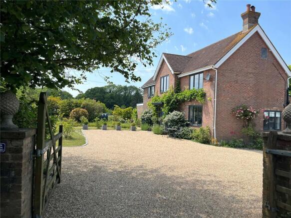 4 bed property, in South Lane, £1,200,000
