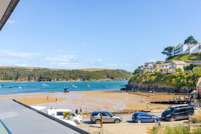 2 bed property, in Bolt Head, £995,000