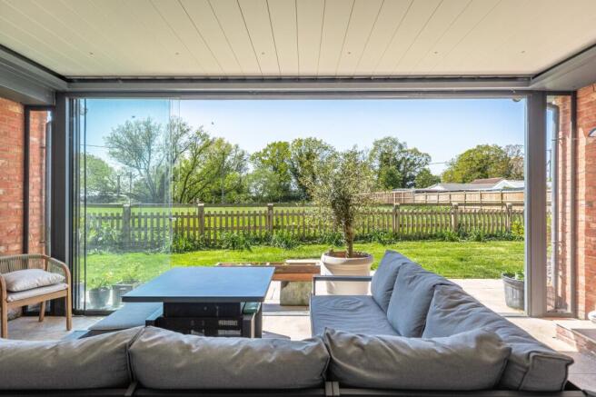 3 bed property, in Contemporary Home with Field Views in Deopham, £550,000