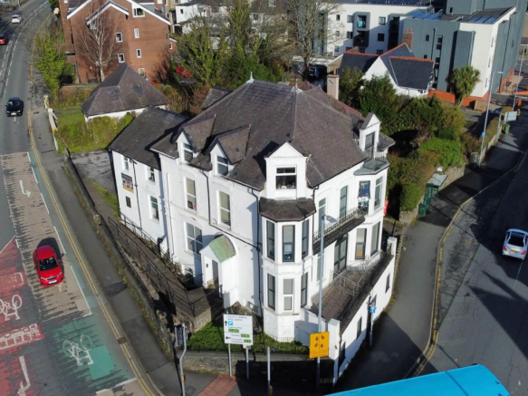 19 bed property, in Holyhead Road, £1,142,000