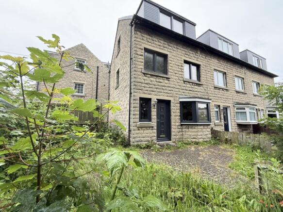 4 bed property, in Bridgegate, £179,950