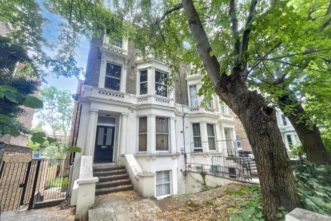 Studio, in Cambridge Gardens, £215,000