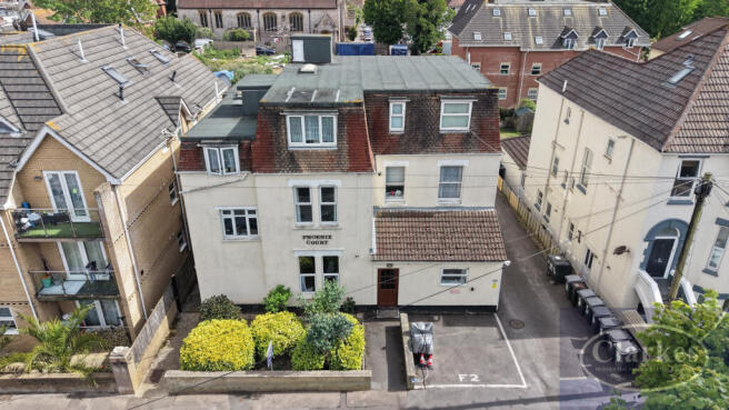 1 bed property, in Phoenix Court, £129,950