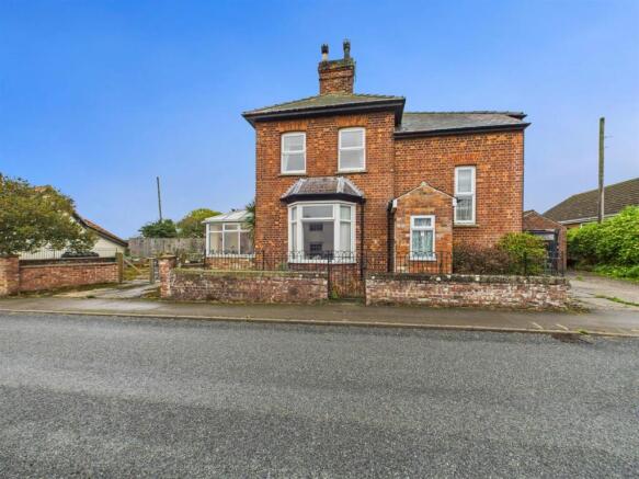 3 bed property, in The Old School House & Former School Room, £399,950