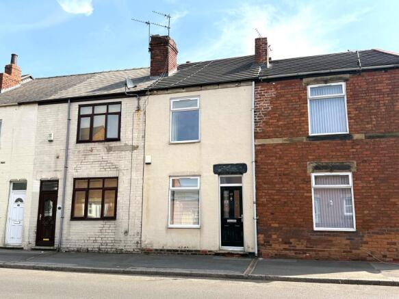 2 bed property, in 49 Mexborough Road, £50,000