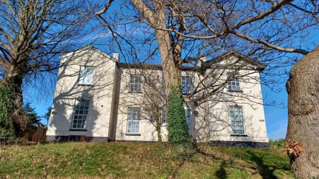 1 bed property, in Flat 5 Dell House, £32,000