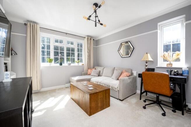 2 bed property, in Church Street, £290,000