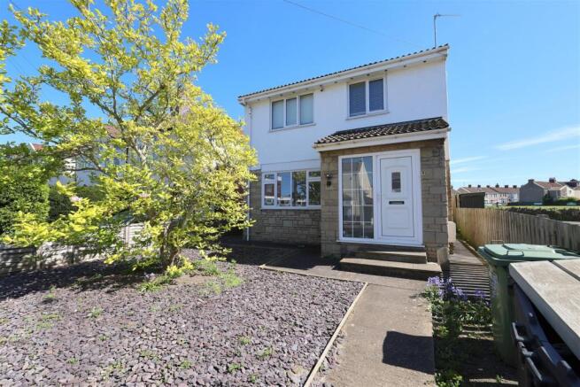 5 bed property, in Downend Road, £415,000
