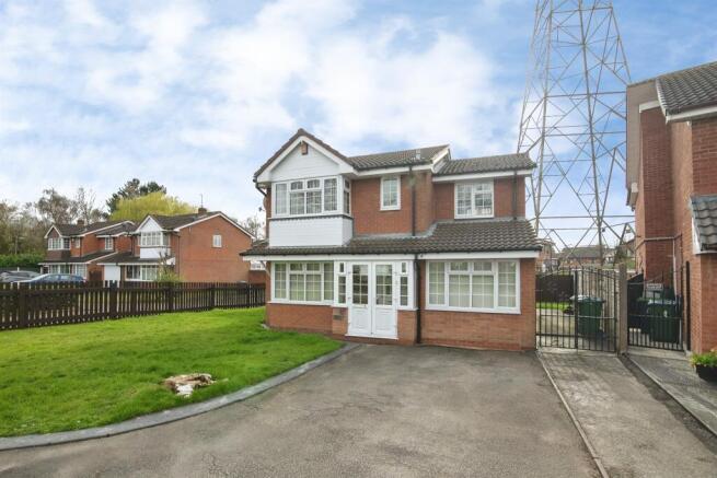 4 bed property, in The Bantocks, £375,000