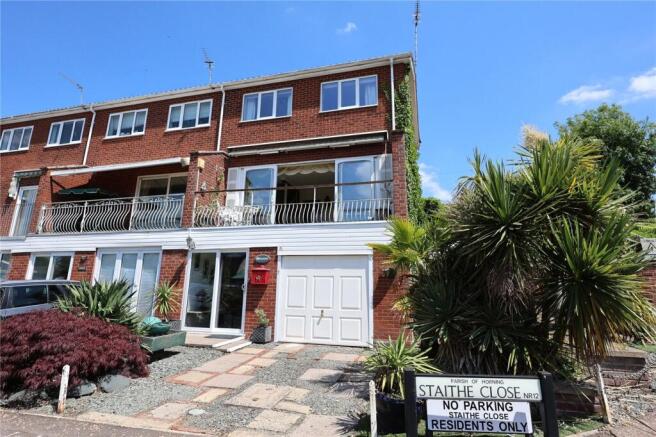 3 bed property, in Staithe Close, £270,000