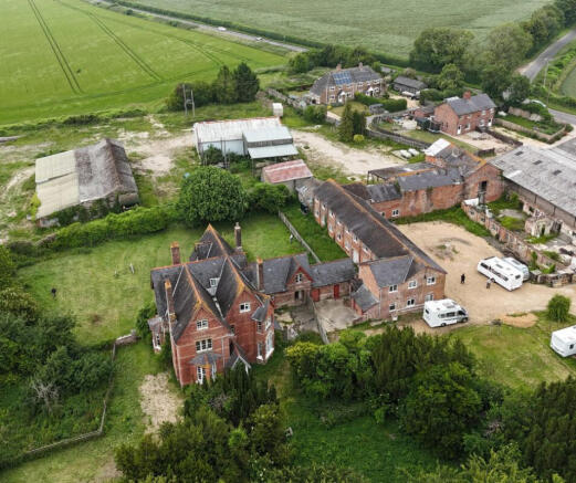 9 bed property, in High Lea, £3,290,000