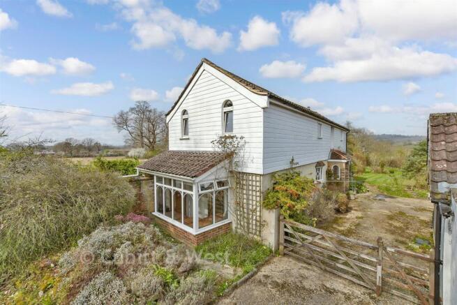 3 bed property, in Kings Mill Lane, £700,000