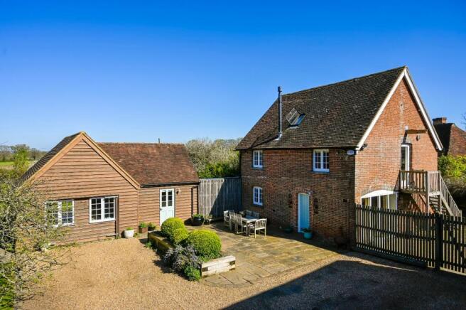 3 bed property, in The Cut, £1,150,000
