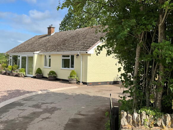 3 bed property, in Ullingswick, £565,000
