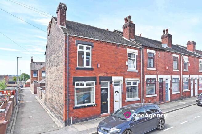 2 bed property, in Wade Street, £90,000