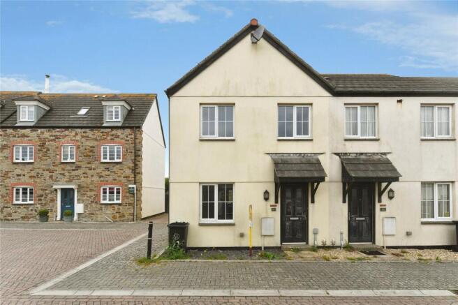 3 bed property, in Truthan View, £220,000