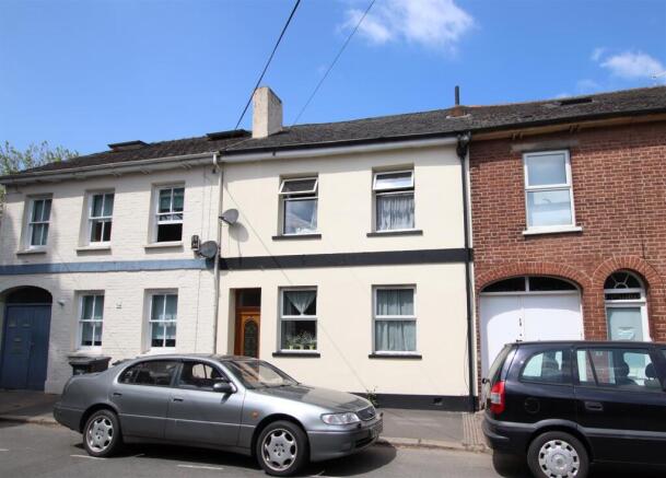 6 bed property, in Clifton Road, £525,000
