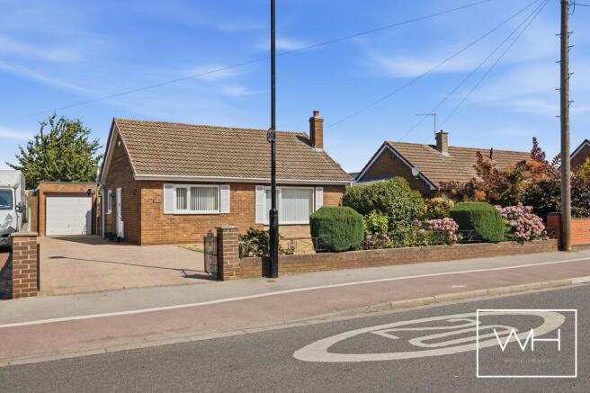 3 bed property, in Pipering Lane, £230,000