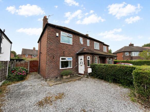 2 bed property, in The Circuit, £385,000