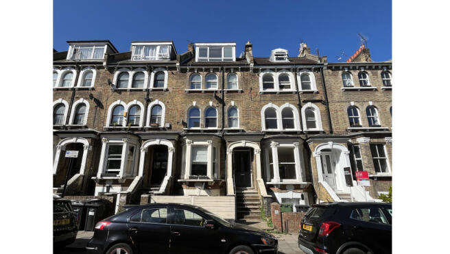1 bed property, in Flat D, £250,000