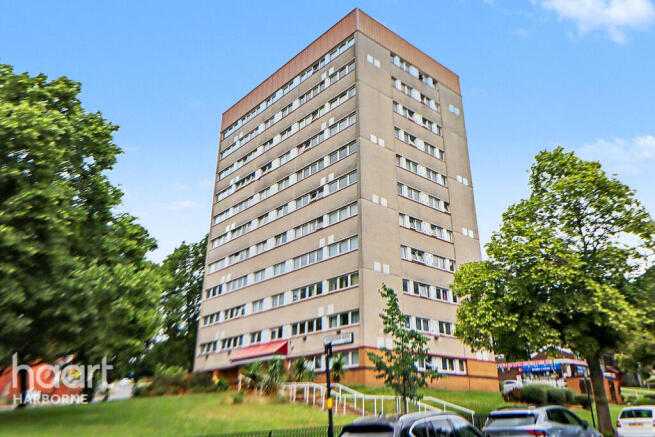 3 bed property, in Vincent Drive, £110,000