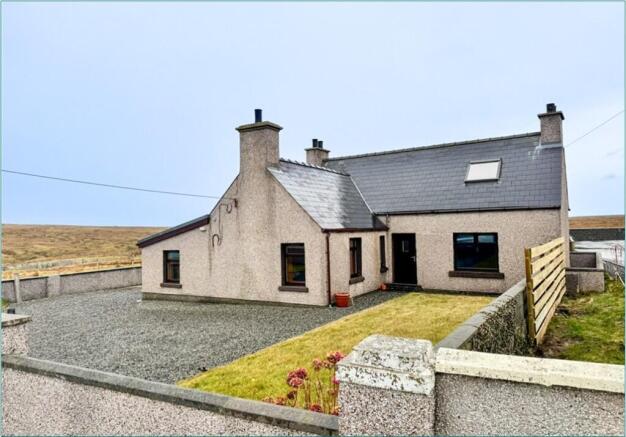 3 bed property, in 17 Eorodale, £150,000
