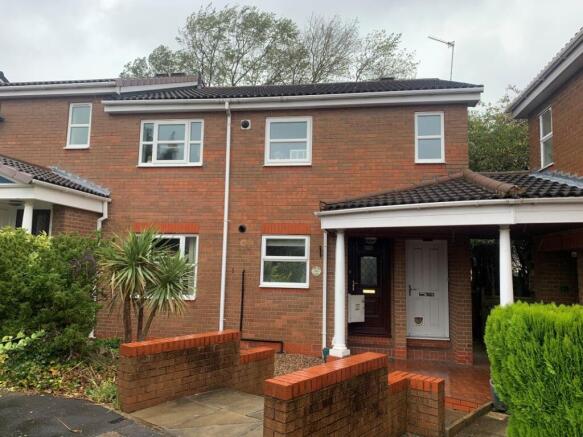 2 bed property, in 30 Belfry Court, £91,000