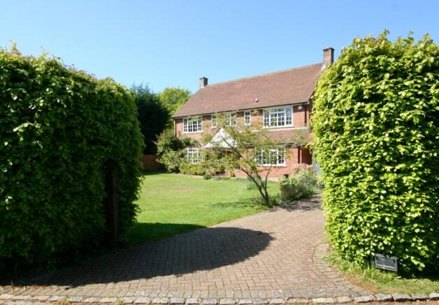 5 bed property, in Jordans, £1,595,000