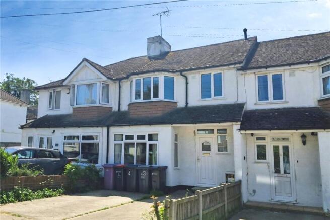 3 bed property, in Glenside Avenue, £325,000