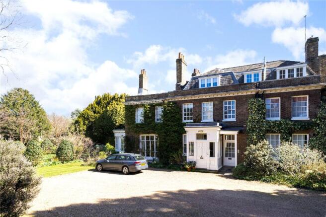 7 bed property, in Lower Teddington Road, £3,500,000