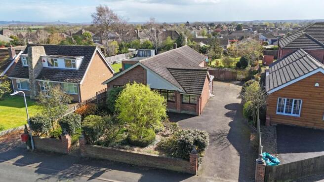 4 bed property, in Church Road, £380,000