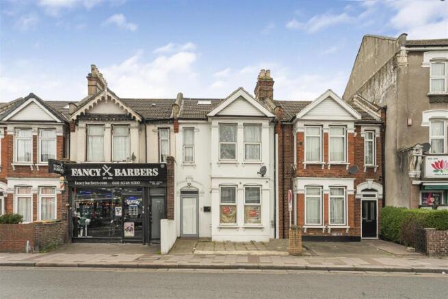 6 bed property, in High Street North, £795,000