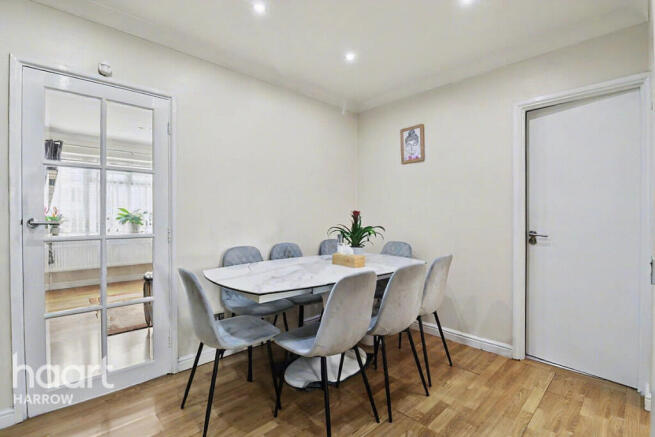 4 bed property, in Church Lane, £525,000