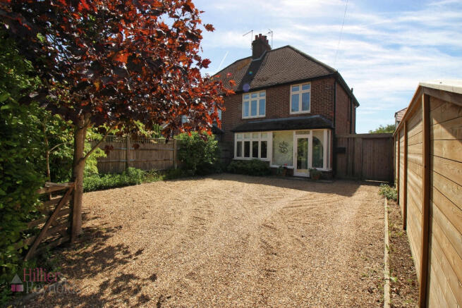 3 bed property, in Maidstone Road, £550,000