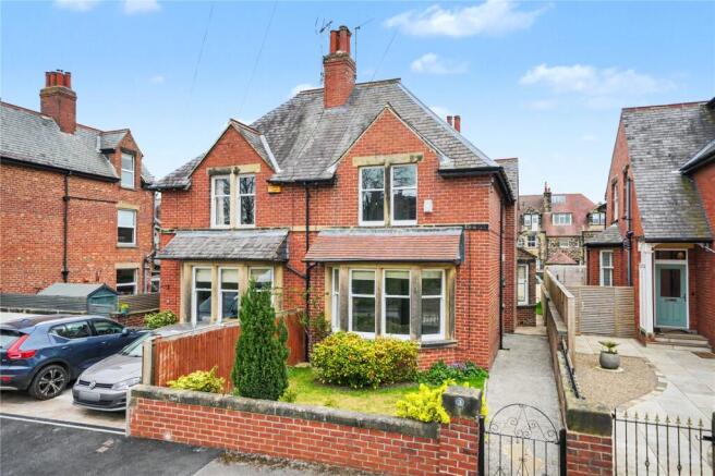 4 bed property, in Wensley Road, £700,000