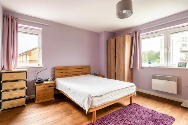 2 bed property, in 54 Cherry Street, £63,000
