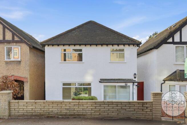 3 bed property, in Goldings Road, £575,000