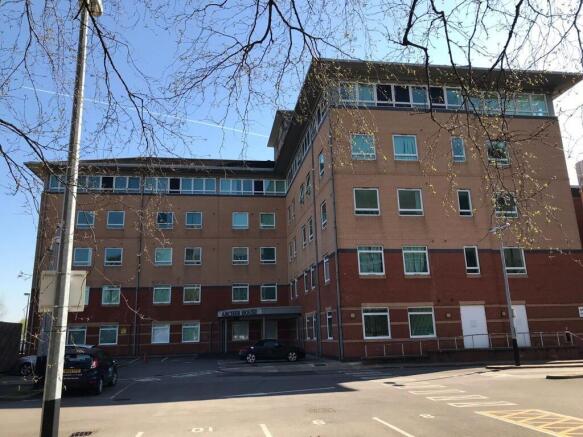 1 bed property, in Archer House, £130,000