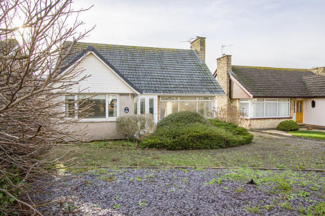 3 bed property, in Minehead Avenue, £440,000