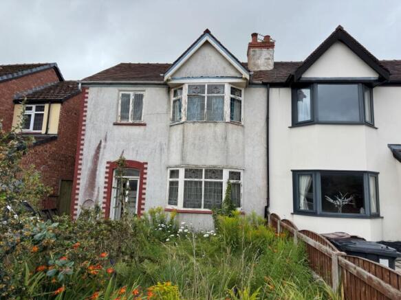 3 bed property, in 55 Ashton Road, £75,000