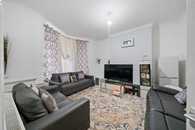3 bed property, in 83 Townsend Lane, £150,000