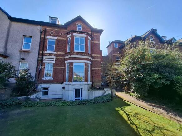 1 bed property, in Victoria Road West, £69,950