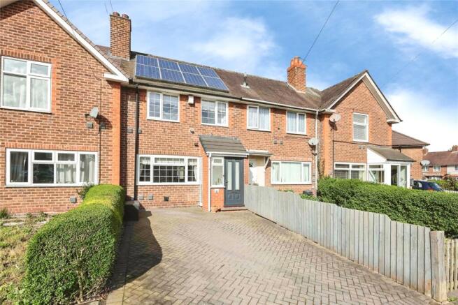 2 bed property, in Teddesley Grove, £220,000