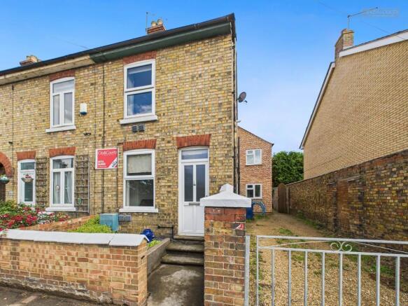 3 bed property, in Orchard Street, £190,000
