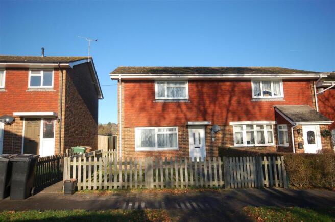 2 bed property, in The Harbour, £280,000