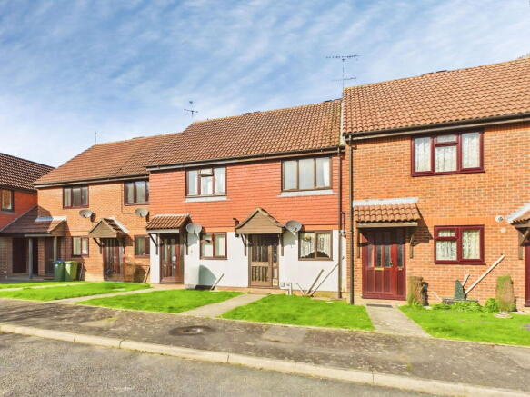 2 bed property, in Fishers Court, £300,000